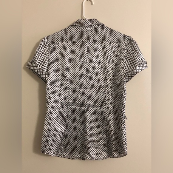 Le Chateau Women’s Crisscross Silk Button Down Shirt - Picture 2 of 4